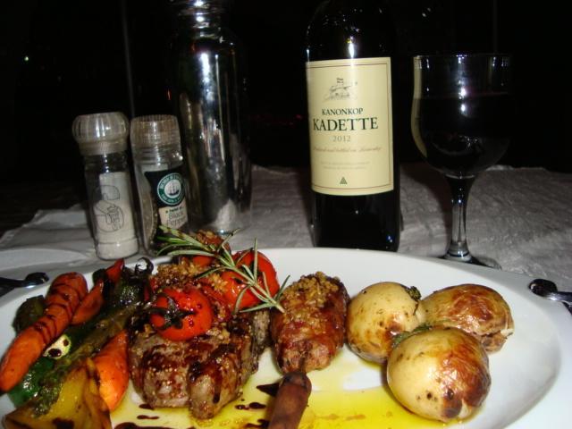 44 On Ennis Guest Lodge And Restaurant - No Load Sheddding Ermelo Εξωτερικό φωτογραφία