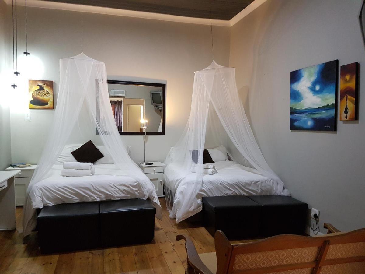 44 On Ennis Guest Lodge And Restaurant - No Load Sheddding Ermelo Εξωτερικό φωτογραφία
